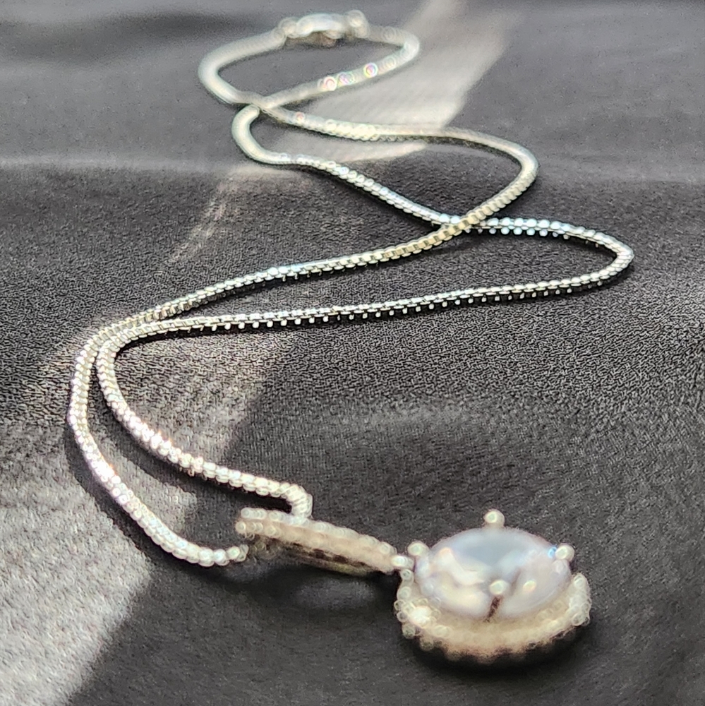 Shiny Round Diamond Pendant2 Necklace - Picture 3 of 3